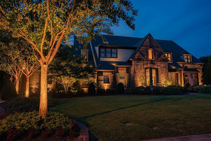ILLUMINATING NATURE'S MAJESTY: THE ARTISTRY OF MAJESTIC LANDSCAPE LIGHTING